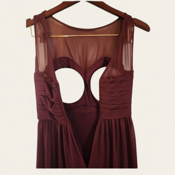 David's Bridal Burgundy Chiffon Maxi Dress Formal Gown Sleeveless Bridesmaid - 0 - Picture 3 of 7